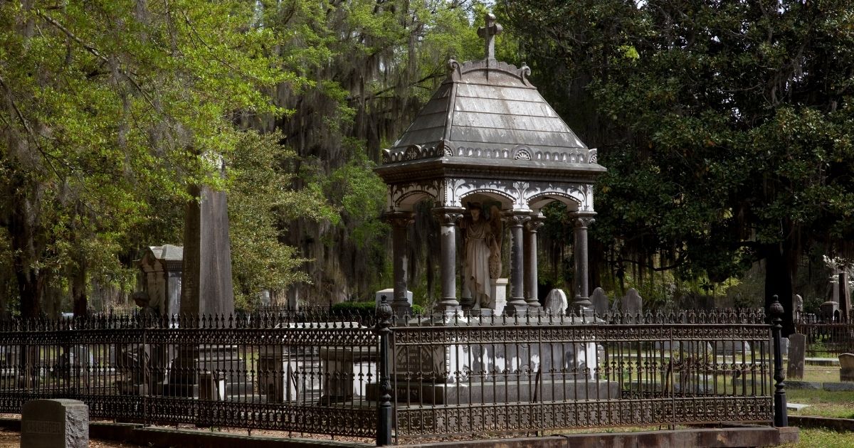 Old Live Oak Cemetery in Selma, Alabama, on April 9, 2010.