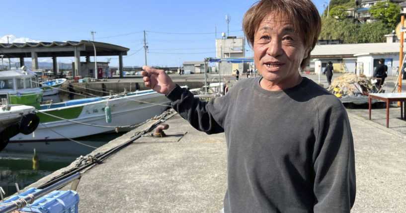 Masaki Nishide, a fisherman at the Satsugasaki port, describes the explosion scene on Sunday at an election campaign event Prime Minister Fumio Kishida attended and narrowly escaped in Wakayma, Japan.