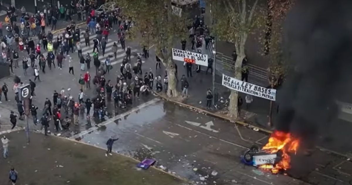 Police and protesters gathered outside Argentina's National Congress while senators gathered to discuss Argentinian President Javier Milei's new reform bills on Wednesday.